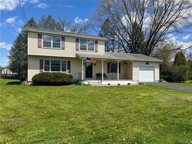8 Parkwood Circle, Cortland, NY 13045