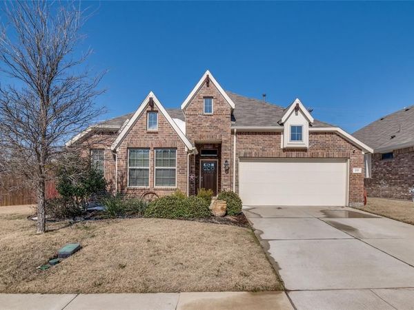 215 Tallgrass Drive, Lavon, TX 75166