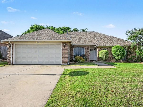 6700 Greenleaf Drive , North Richland Hills, TX 76182