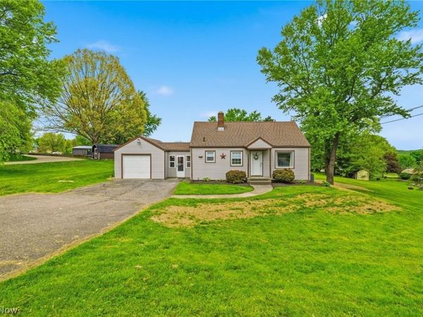 251 Faircrest Street SW, Canton, OH 44706