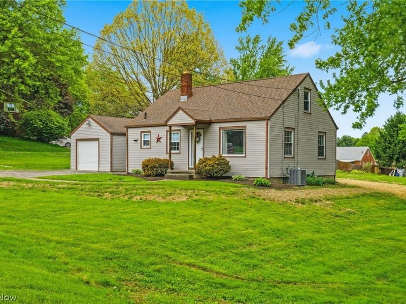 251 Faircrest Street SW, Canton, OH 44706 Photo 4