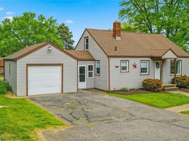 251 Faircrest Street SW, Canton, OH 44706 Photo 5