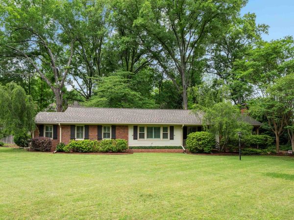 4898 COLE RD, Memphis, TN 38117