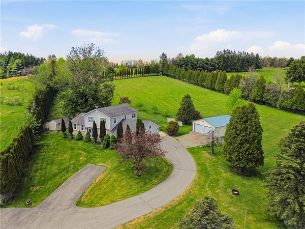 1144 Huckleberry Hwy, Central City, PA 15926