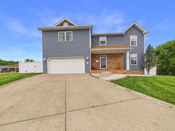 213 David St., Hurricane, WV 25526
