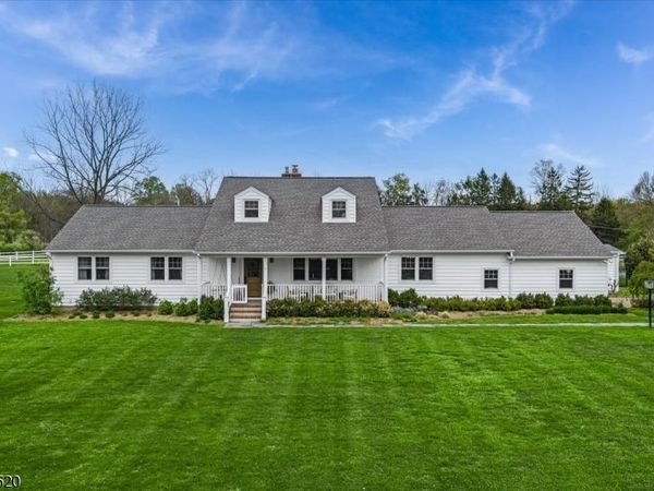 7 Daly Rd, Chester, NJ 07931