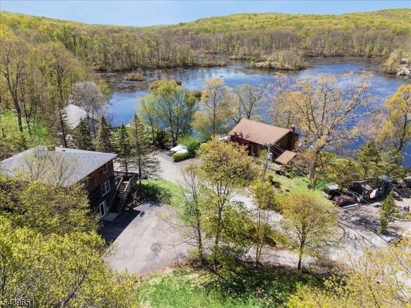137 S Shore Rd, Byram, NJ 07821