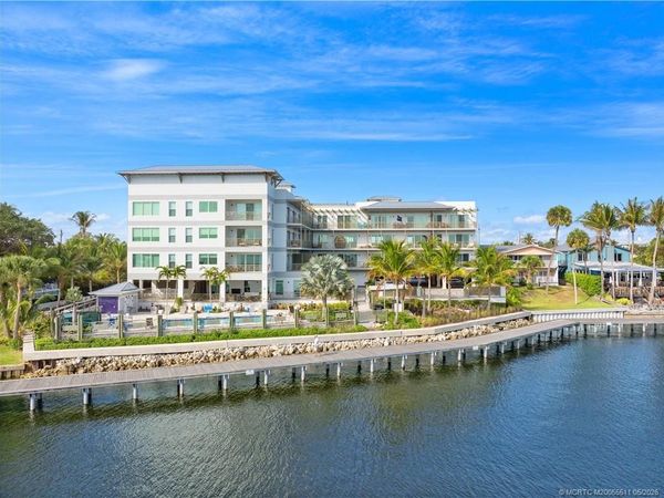 41 SW Seminole Street, Unit 208, Stuart, FL 34994
