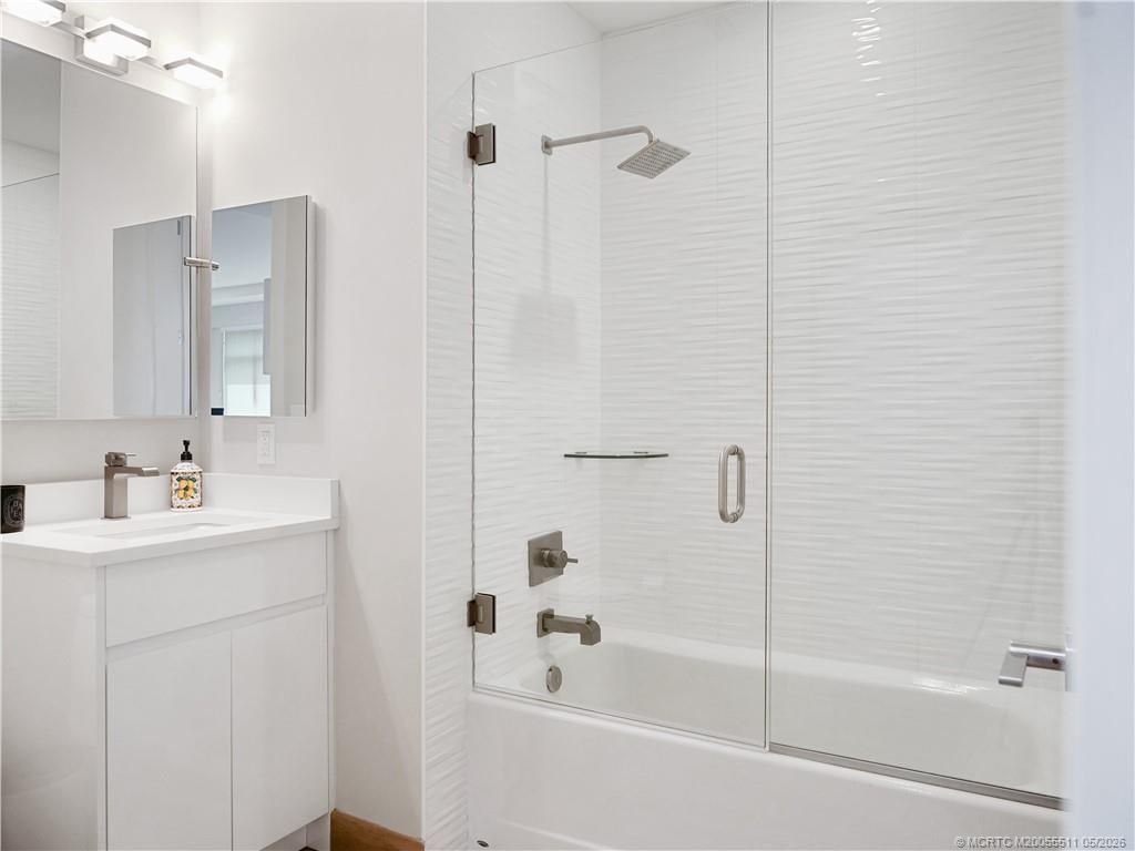 41 SW Seminole Street, Unit 208, Stuart, FL 34994 Photo