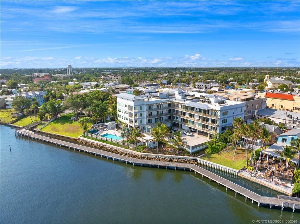 41 SW Seminole Street, Unit 208, Stuart, FL 34994 Photo
