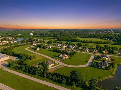 Main Photo