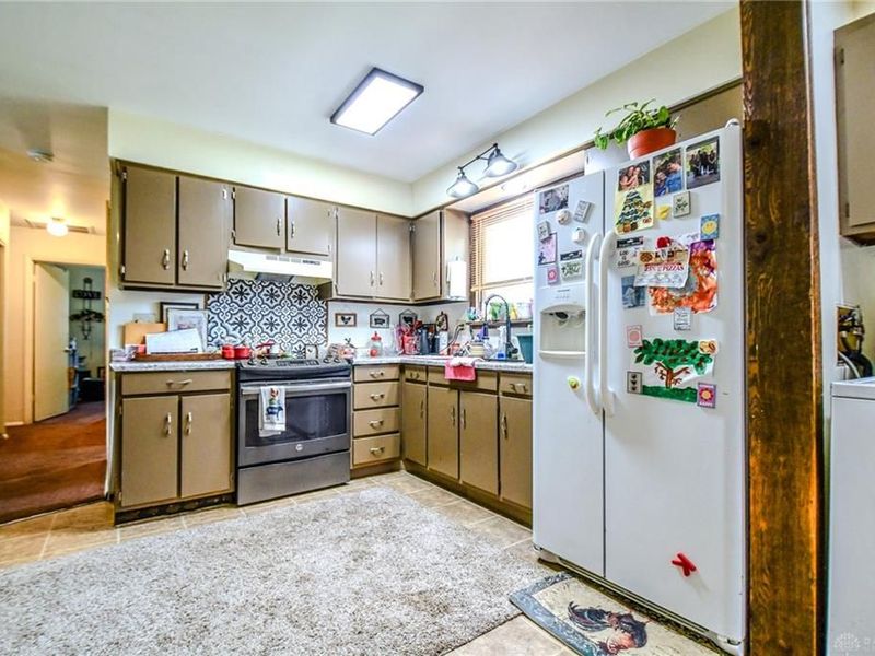 203 W Boitnott Drive, Union, OH 45322 Photo 12