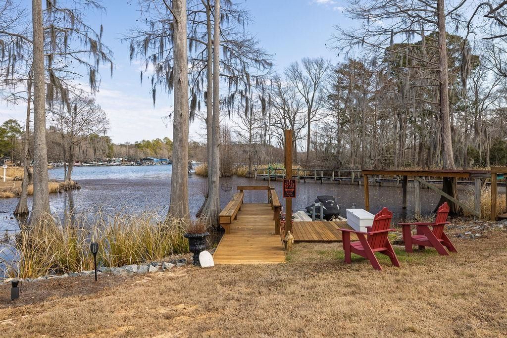 2110 Princess Pond Rd Photo 4