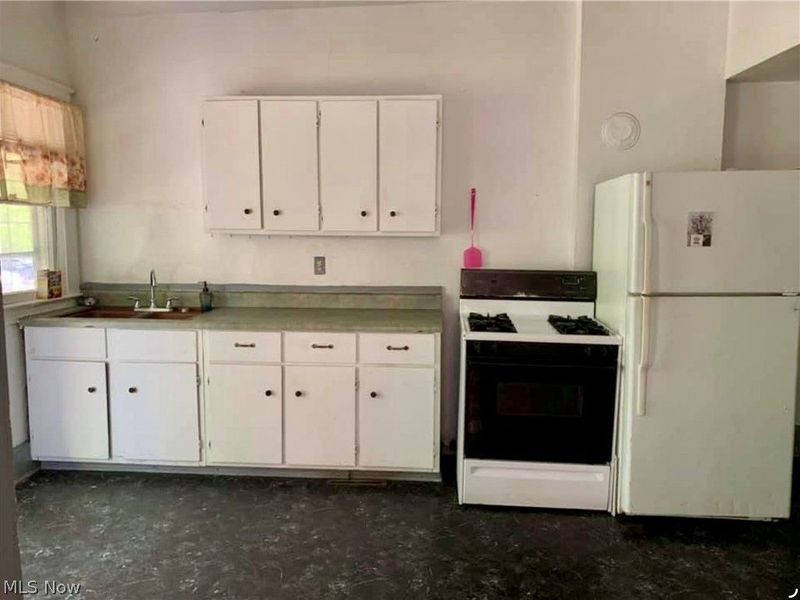 1457-1501 Ohio Avenue, Youngstown, OH 44504 Photo 3