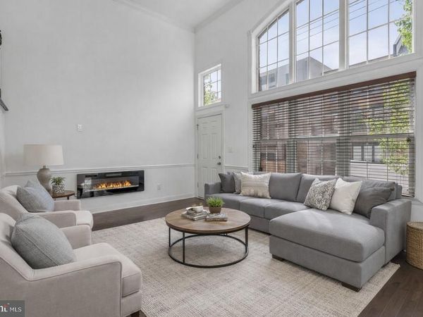 1015 N 3RD STREET , PHILADELPHIA, PA 19123