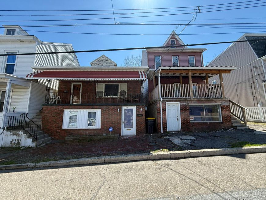 1715 -1717 W Market Street, Pottsville, PA 17901 Main Photo
