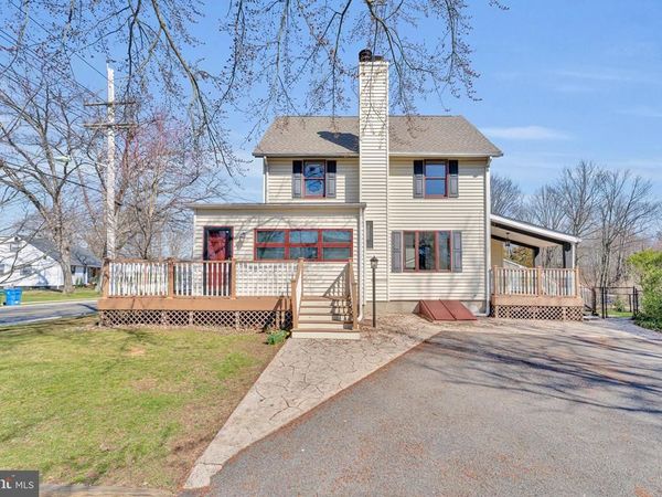 10 COLES AVENUE , CHERRY HILL, NJ 08002