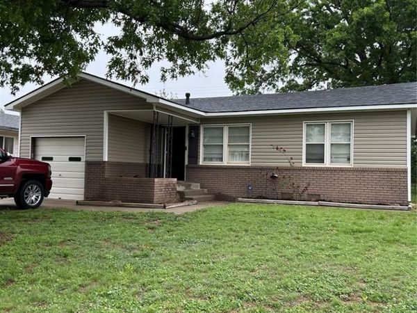 4013 Blaine Road, Shawnee, OK 74804
