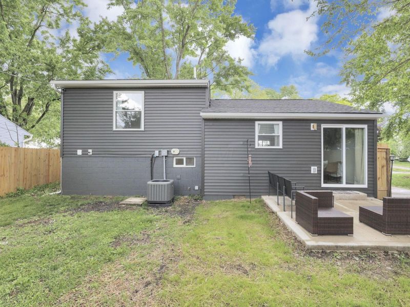2949 Fleet Road, Columbus, OH 43232 Photo 35