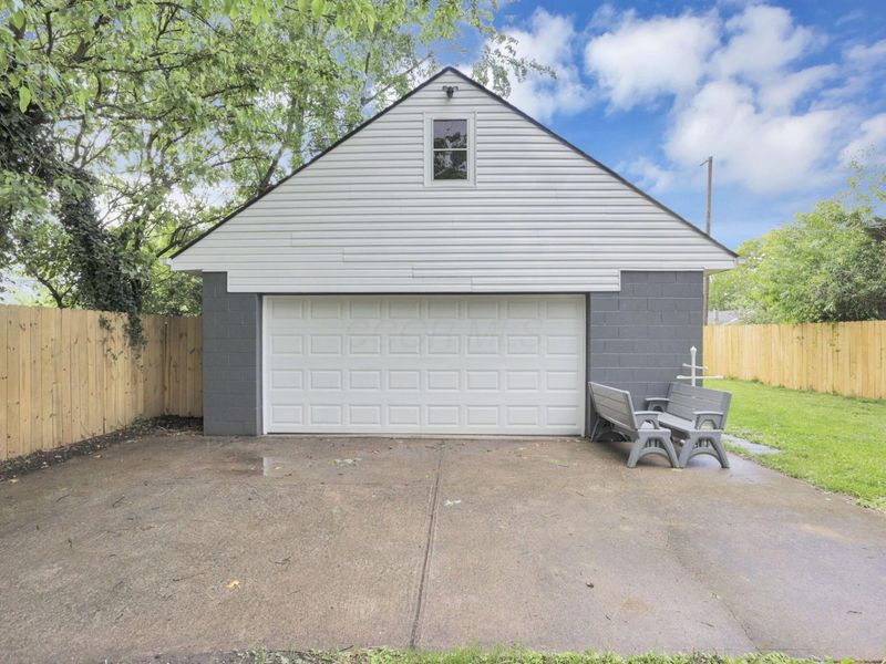 2949 Fleet Road, Columbus, OH 43232 Photo 39
