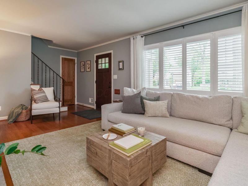 1860 Elmwood Avenue, Columbus, OH 43212 Photo 12