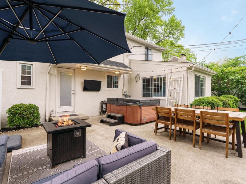 1860 Elmwood Avenue, Columbus, OH 43212 Photo 9