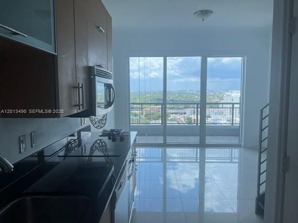 60 SW 13th St , Unit 1615, Miami, FL 33130