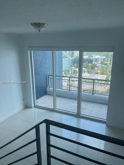 60 SW 13th St , Unit 1615, Miami, FL 33130 Photo