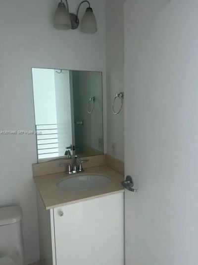 60 SW 13th St , Unit 1615, Miami, FL 33130 Photo