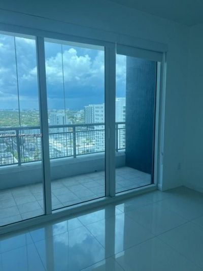 60 SW 13th St , Unit 1615, Miami, FL 33130 Photo