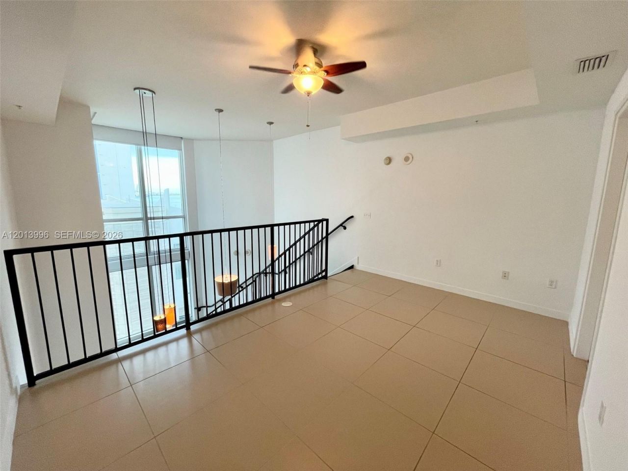 300 S Biscayne Blvd, Unit L-830, Miami, FL 33131 Photo