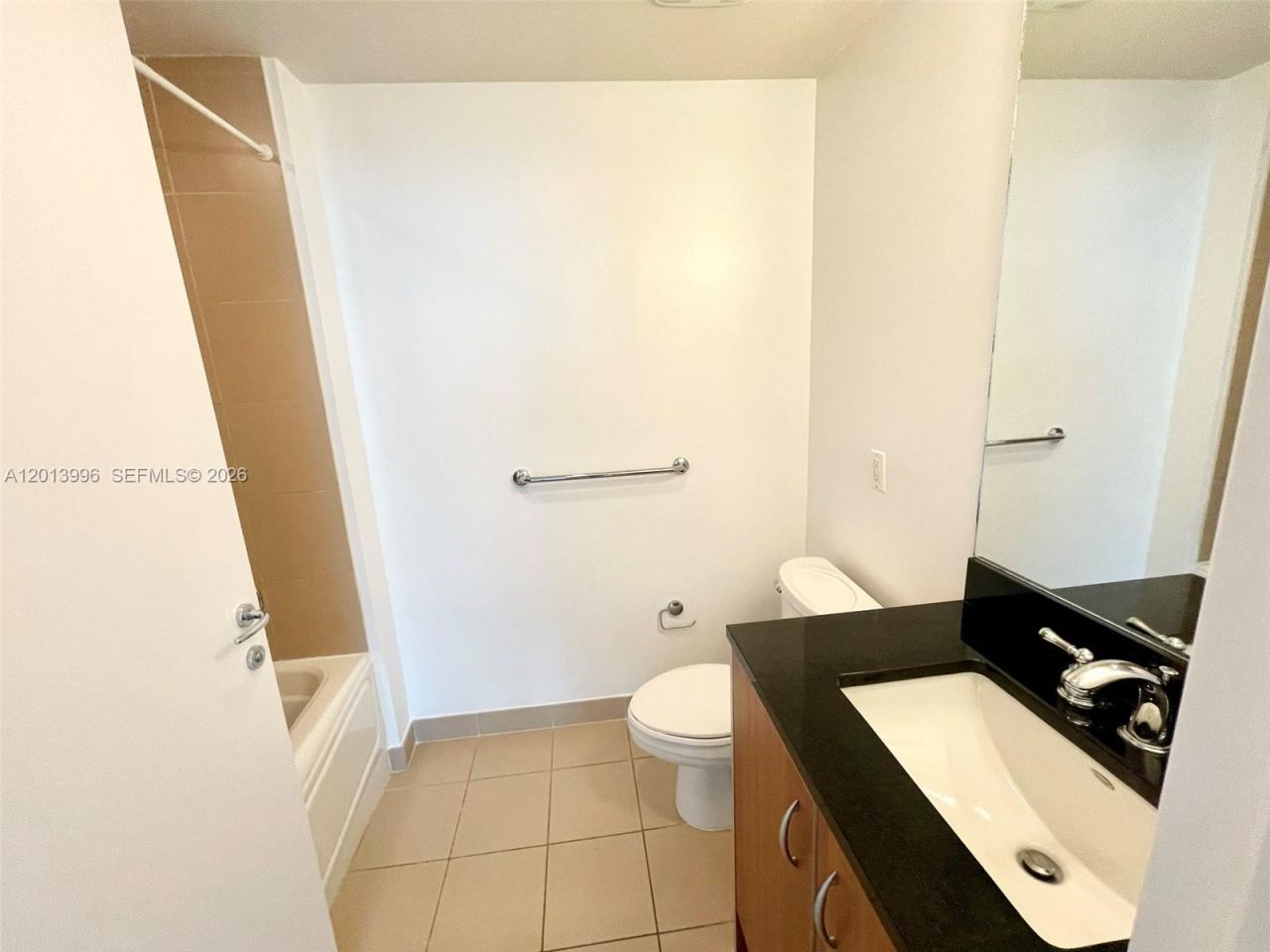 300 S Biscayne Blvd, Unit L-830, Miami, FL 33131 Photo