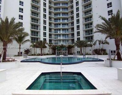 300 S Biscayne Blvd, Unit L-830, Miami, FL 33131 Photo