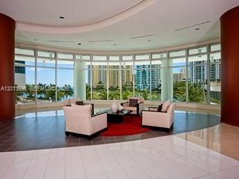 300 S Biscayne Blvd, Unit L-830, Miami, FL 33131 Photo