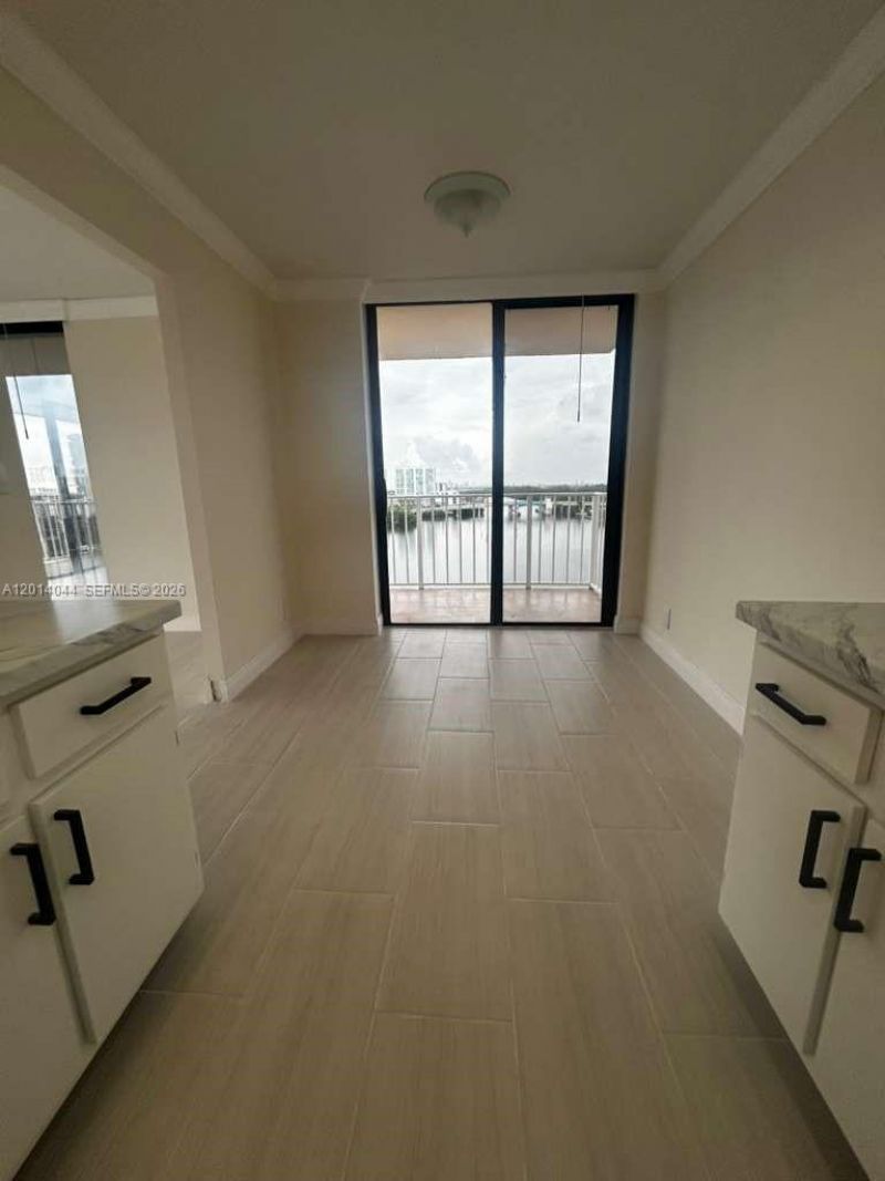 290 174 St, Unit 1519, Sunny Isles Beach, FL 33160 Photo