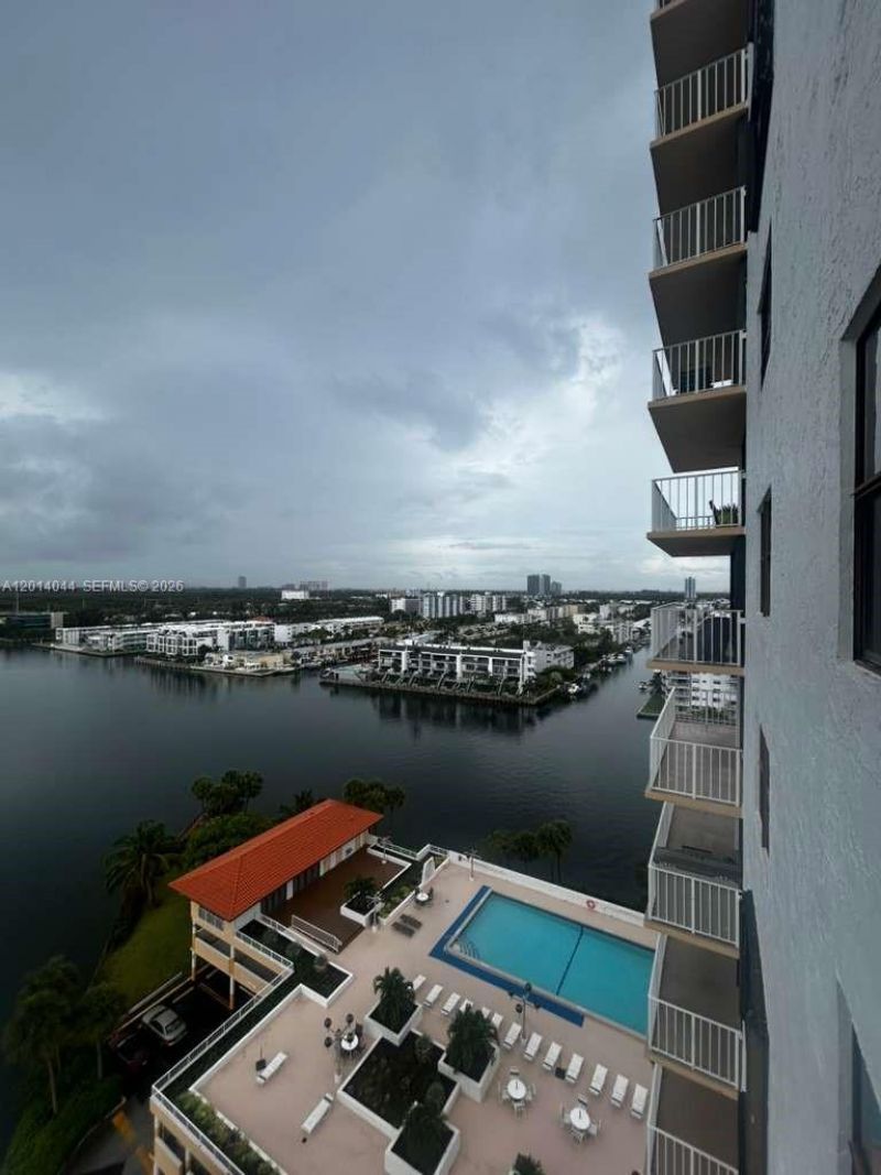290 174 St, Unit 1519, Sunny Isles Beach, FL 33160 Photo