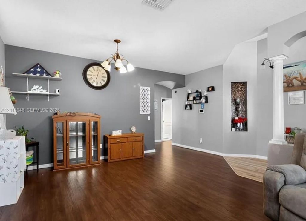 8483 Pinetop Ridge Ln, Brooksville, FL 34613 Photo