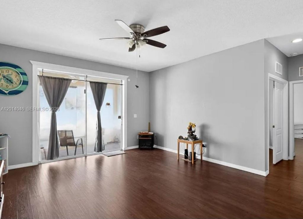 8483 Pinetop Ridge Ln, Brooksville, FL 34613 Photo