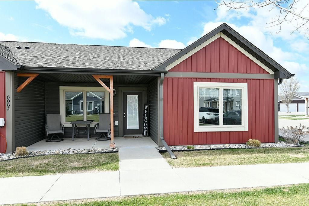 608 34th Way E, Unit A, West Fargo, ND 58078 Main Photo