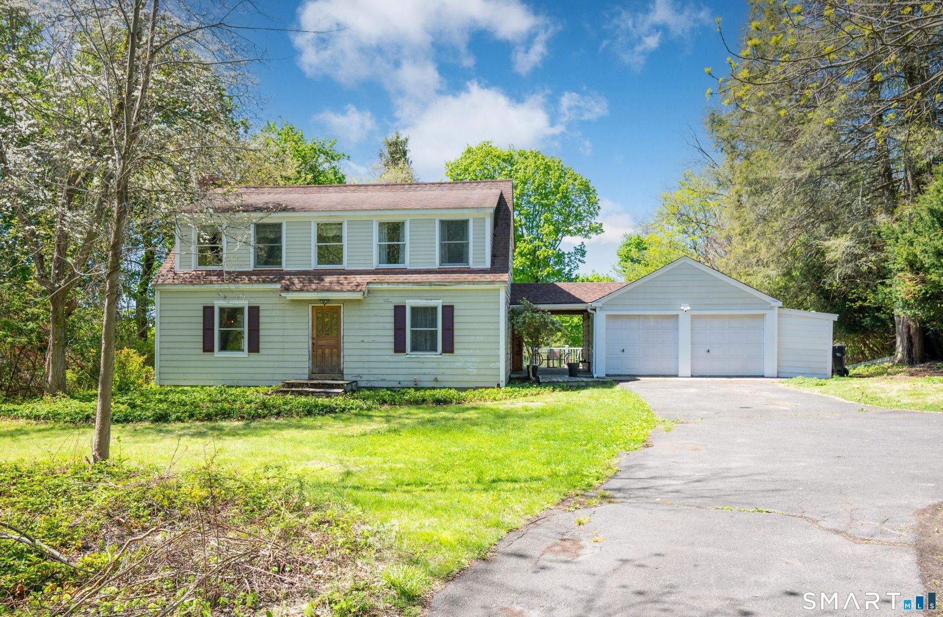 30 Whisconier, Brookfield, CT 06804 Main Photo