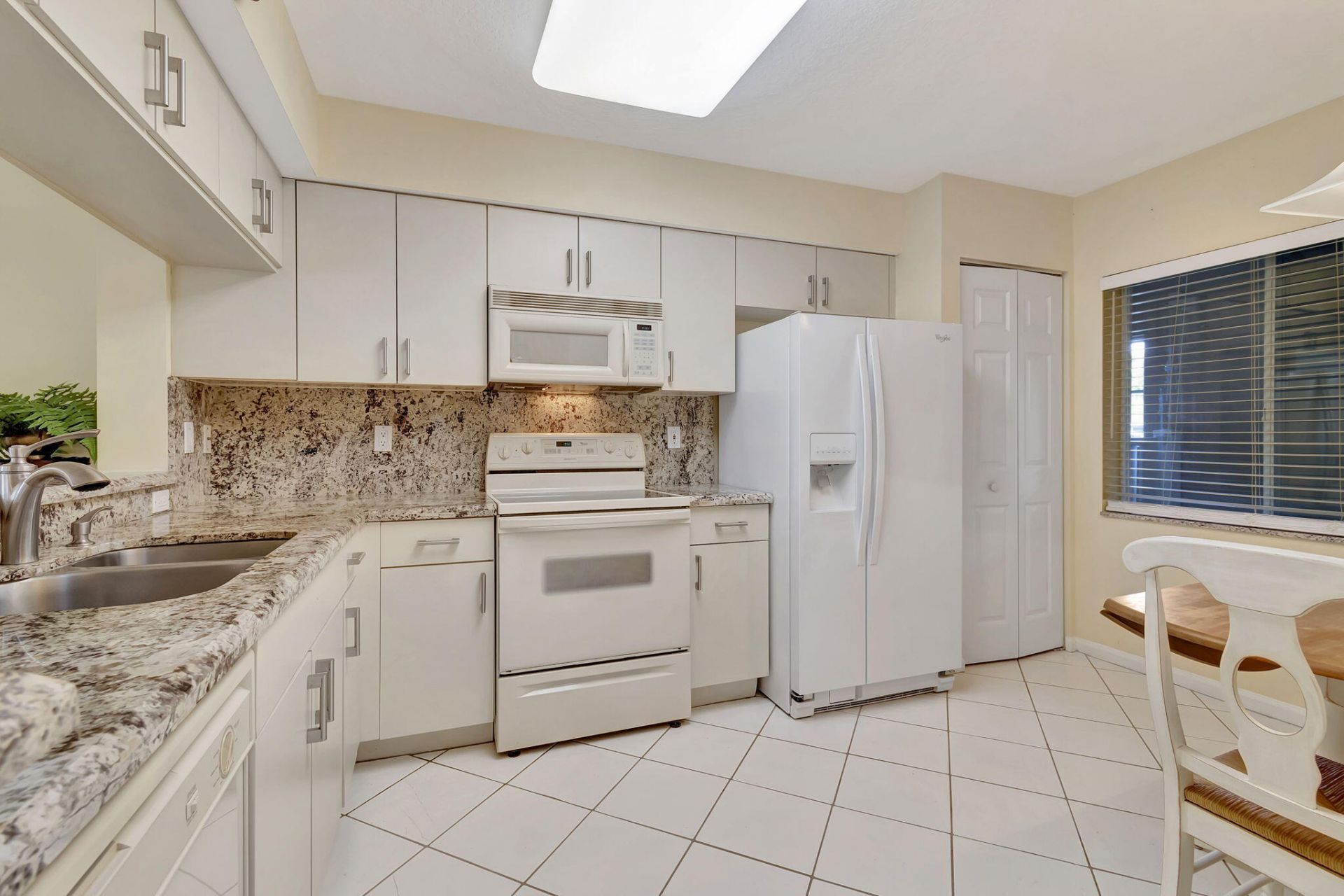 5842 Crystal Shores Drive, Unit 105, Boynton Beach, FL 33437 Photo