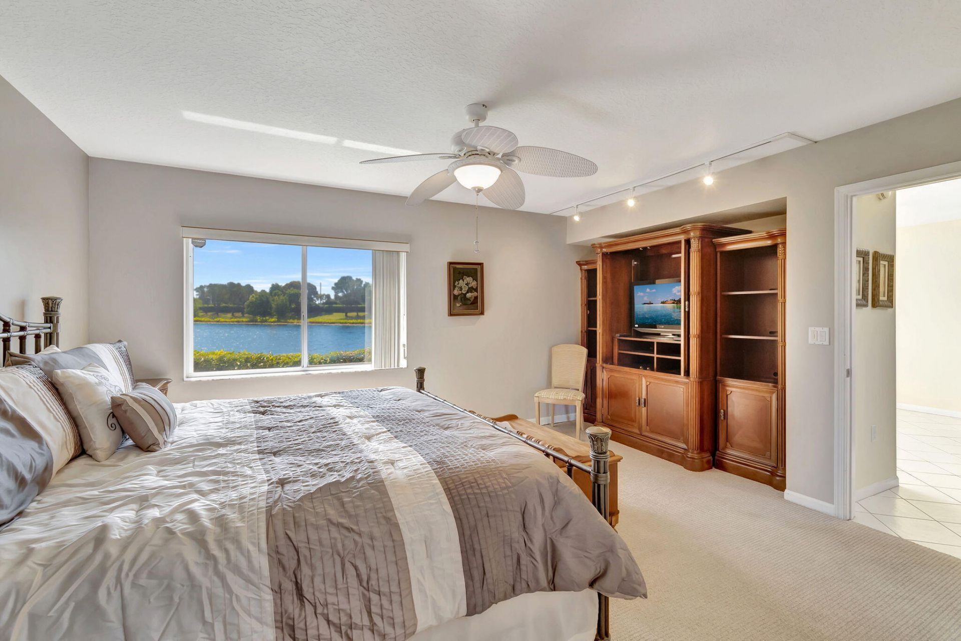 5842 Crystal Shores Drive, Unit 105, Boynton Beach, FL 33437 Photo