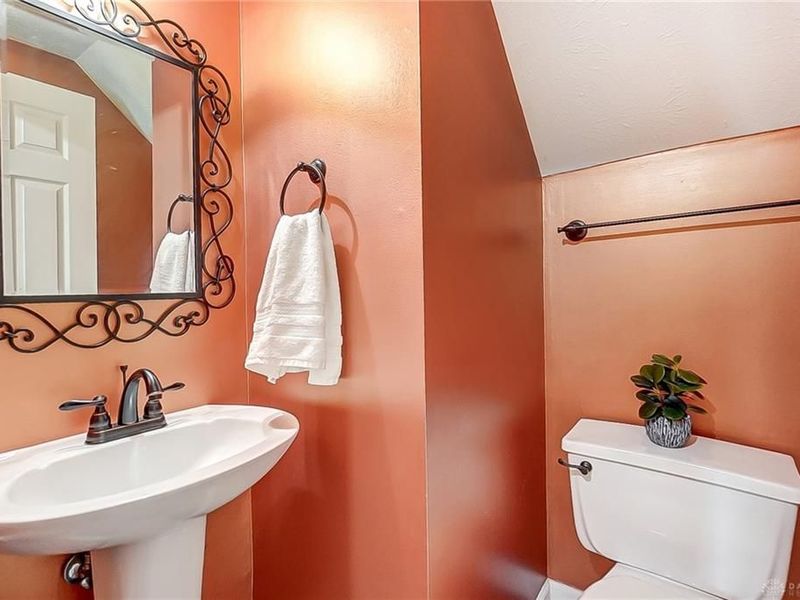 2327 Polo Park Drive, Dayton, OH 45439 Photo 12