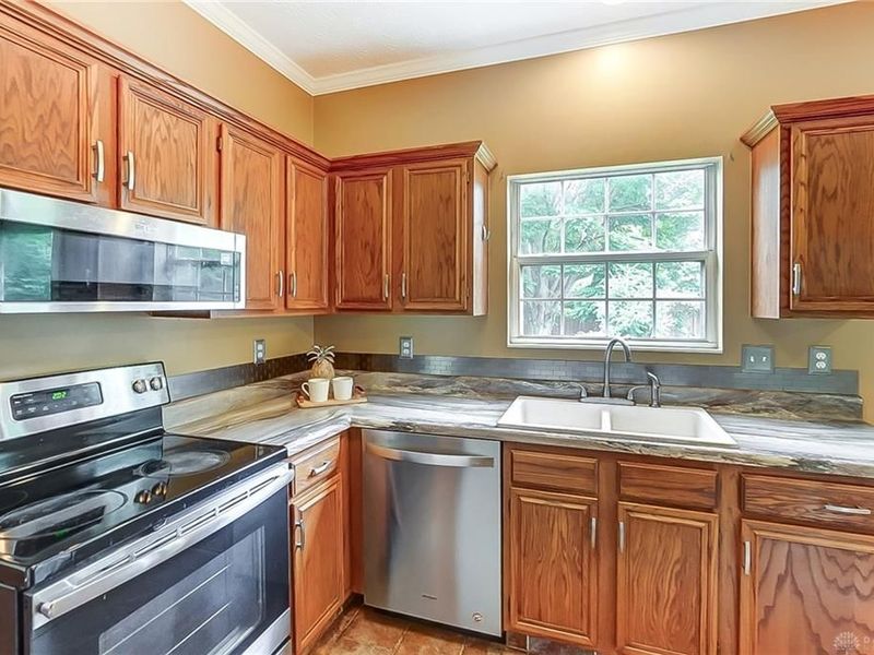 2327 Polo Park Drive, Dayton, OH 45439 Photo 8