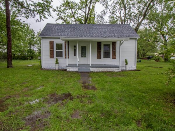 8111 E Desoto Street, Muncie, IN 47303