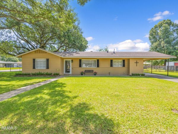 808 Oswald Street, New Iberia, LA 70563