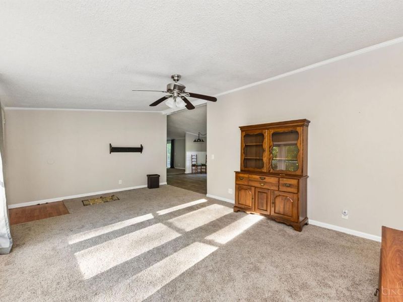 15503 Crawford Day Road, Green Township, OH 45154 Photo 10