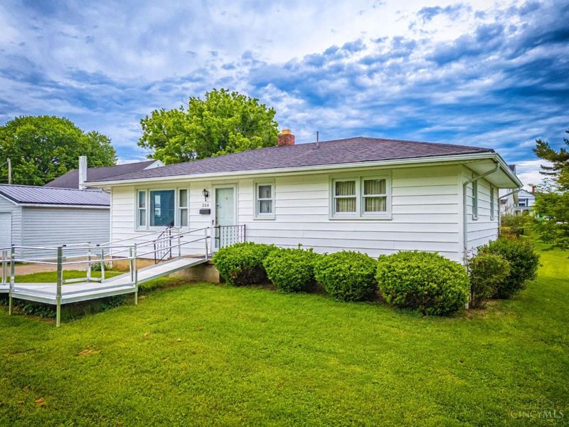 204 E 9th, Manchester, OH 45144 Photo 2