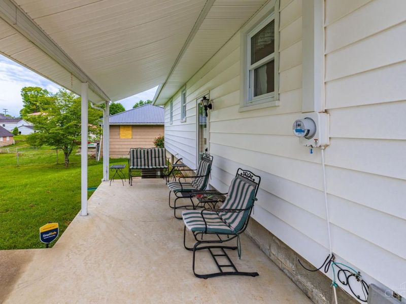 204 E 9th, Manchester, OH 45144 Photo 33