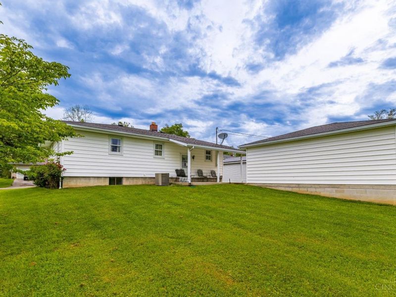 204 E 9th, Manchester, OH 45144 Photo 34